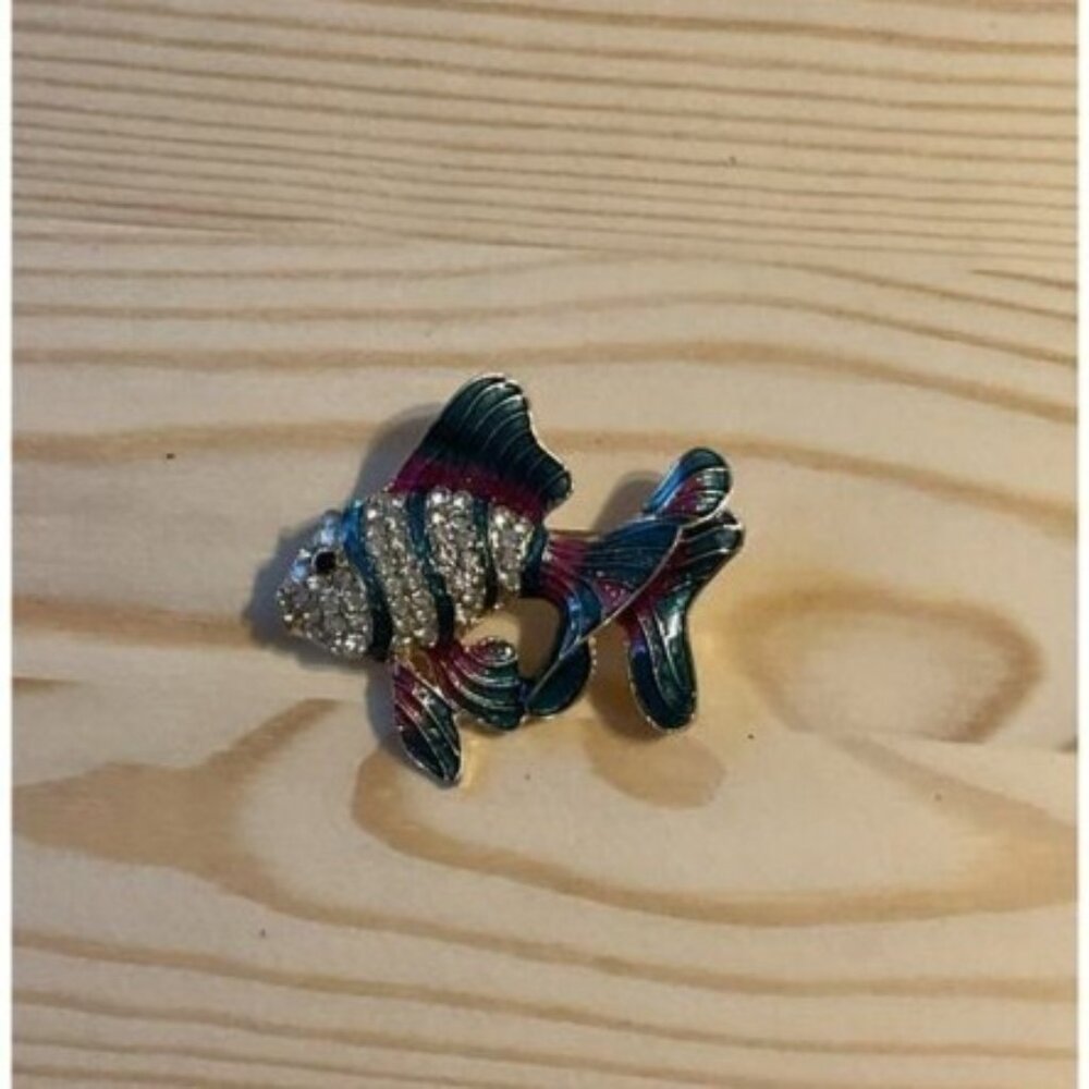 Fish Brooch With Rhinestone Accents & Enamel Detailing